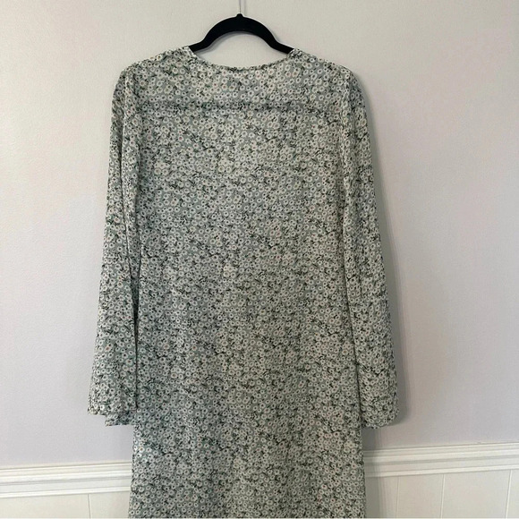 Nasty Gal Women's 3/4 Sleeve Sheer Single Button Daisy Floral Kimono Size M GUC - Picture 10 of 11